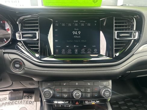 Used 2021 Dodge Durango SXT AWD/4WD image 12