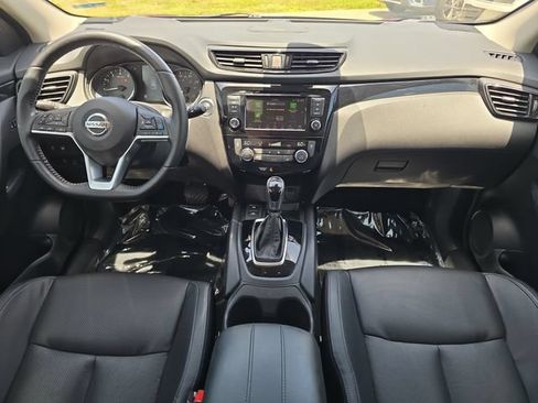 Used 2022 Nissan Rogue Sport SL w/ Premium Package AWD/4WD image 8