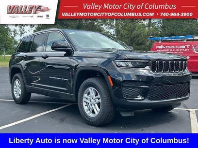 New 2025 Jeep Grand Cherokee Laredo w/ Luxury Tech Group I