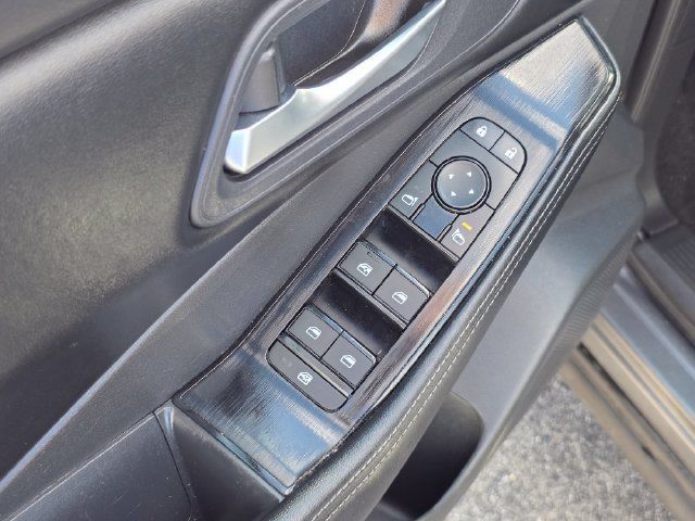 Used 2025 Nissan Rogue SV AWD/4WD image 22