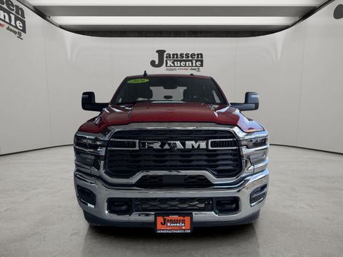 Used 2026 RAM 2500 Big Horn AWD/4WD image 6