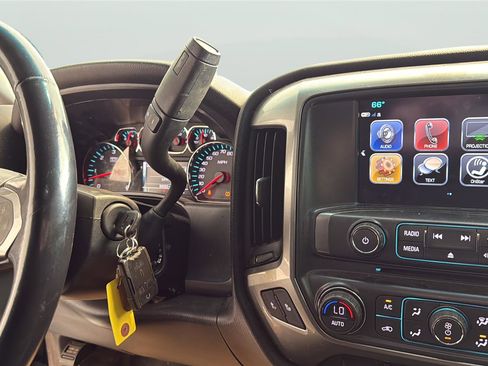 Used 2018 Chevrolet Silverado 1500 LT w/ All Star Edition image 21