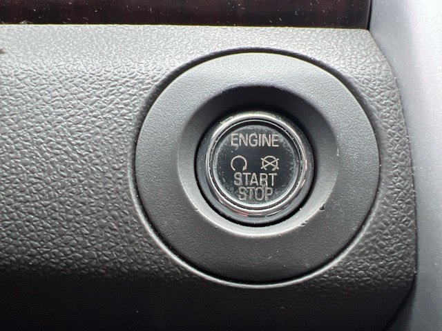 Used 2013 Ford Edge Limited AWD/4WD image 20