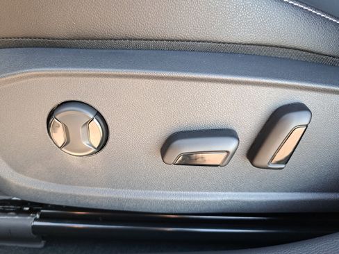 New 2026 Volkswagen Jetta SE image 25