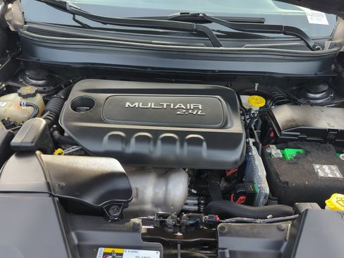 Used 2018 Jeep Cherokee Limited image 20