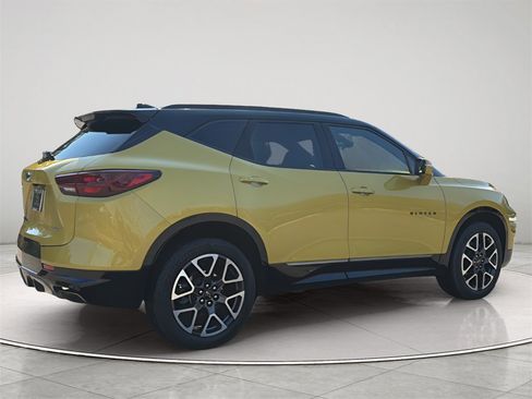 Used 2023 Chevrolet Blazer RS image 19