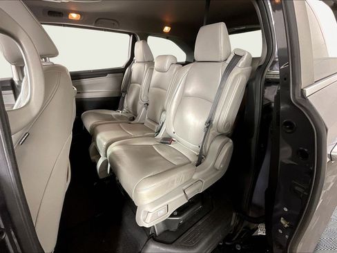 Used 2018 Honda Odyssey EX-L image 23