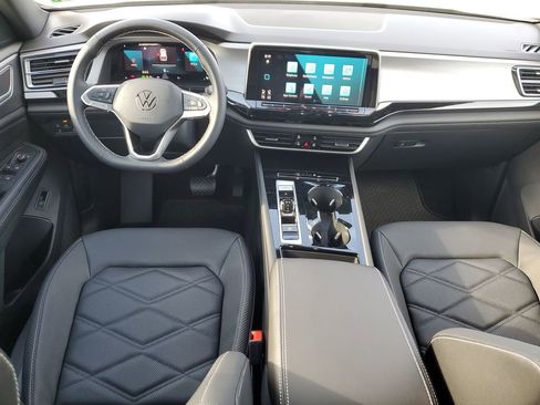 New 2026 Volkswagen Atlas Cross Sport SE FWD image 13