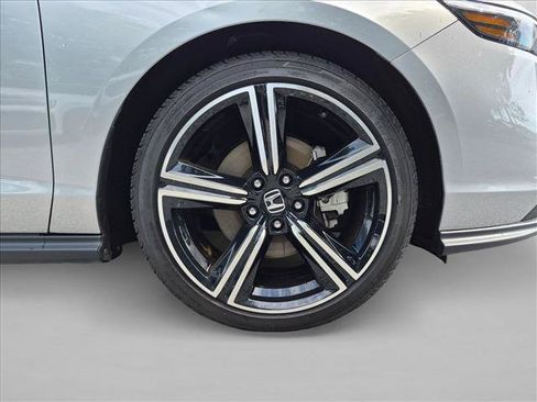 Used 2024 Honda Accord Sport image 26