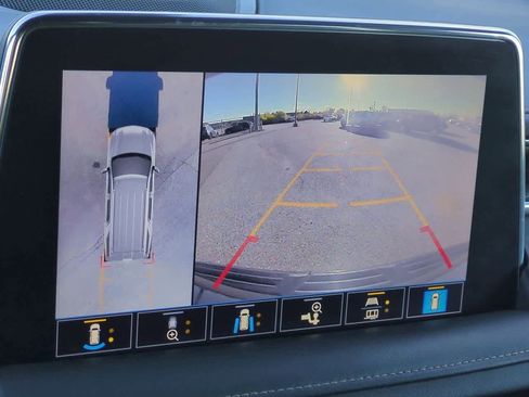 Used 2021 Chevrolet Tahoe Premier w/ Premium Package image 30