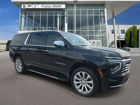 Used 2025 Chevrolet Suburban Premier AWD/4WD image 1