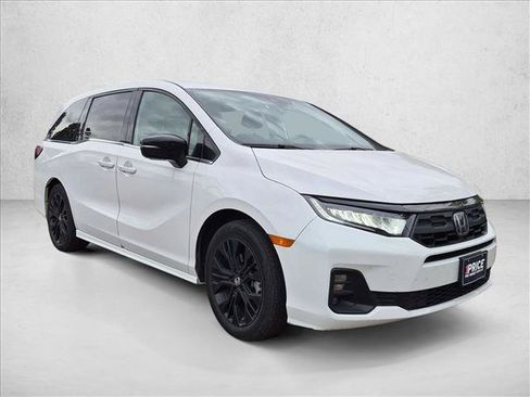 Used 2025 Honda Odyssey Sport-L image 3