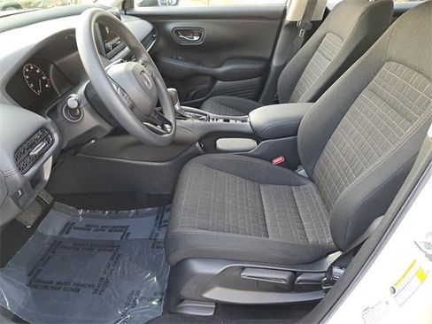 Certified 2023 Honda HR-V LX image 17