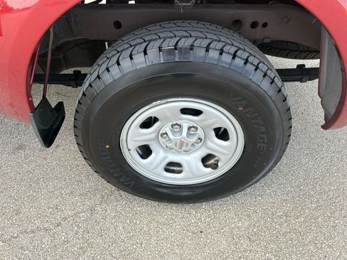 Used 2014 Nissan Frontier S RWD image 30