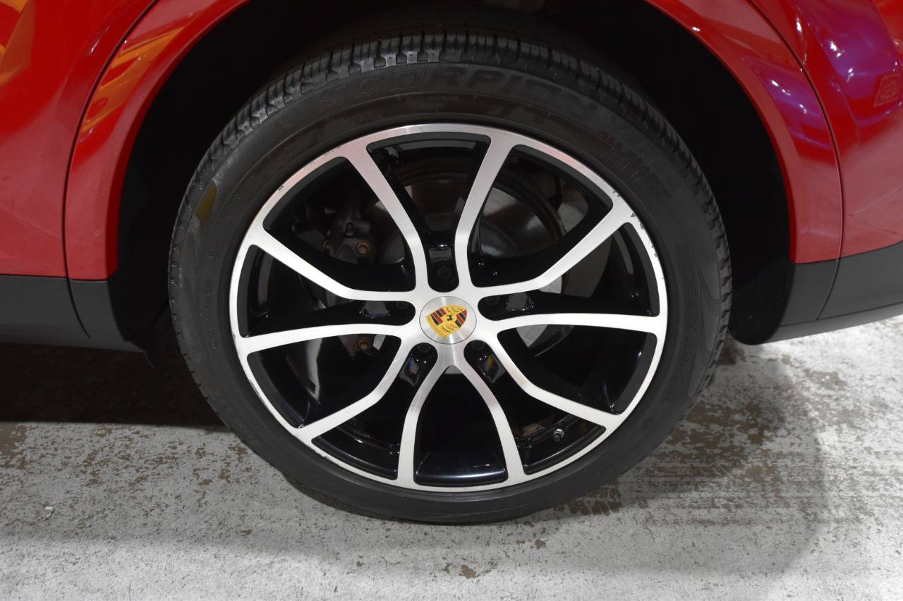 Used 2021 Porsche Cayenne AWD/4WD image 58