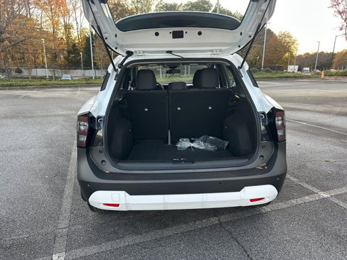 New 2026 Nissan Kicks S image 18