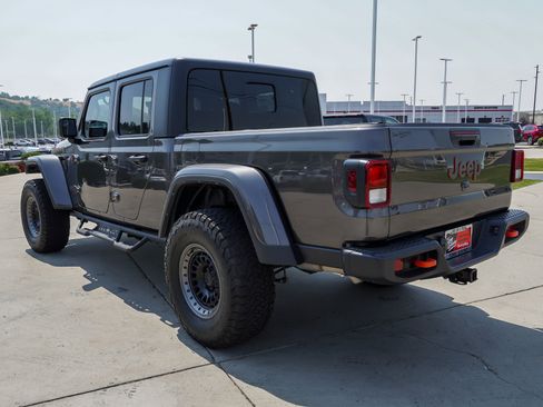 Used 2023 Jeep Gladiator Mojave w/ Trailer Tow Package AWD/4WD image 6