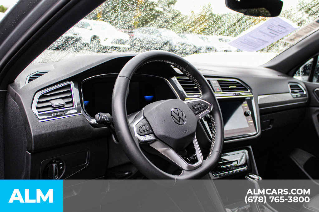 Used 2023 Volkswagen Tiguan SE R-Line AWD/4WD image 28
