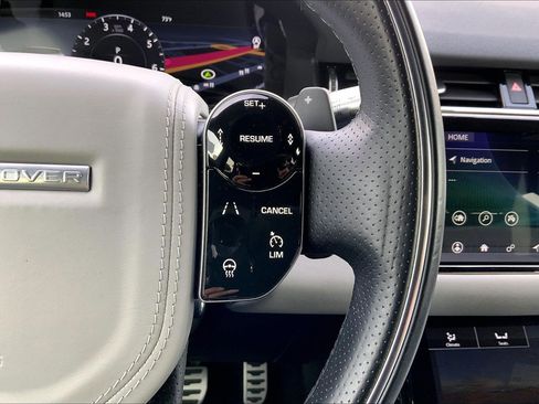 Used 2020 Land Rover Range Rover Evoque First Edition image 23