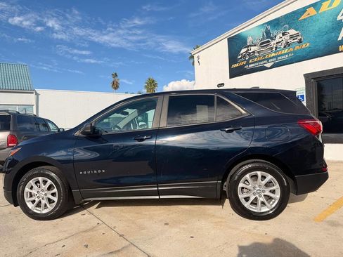 Used 2021 Chevrolet Equinox LS w/ LS Convenience Package image 7