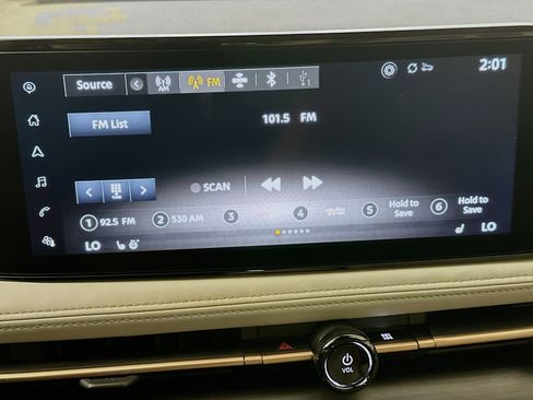 Used 2023 Nissan Ariya FWD image 21