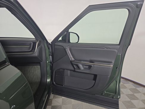 Used 2023 Rivian R1S Adventure image 18