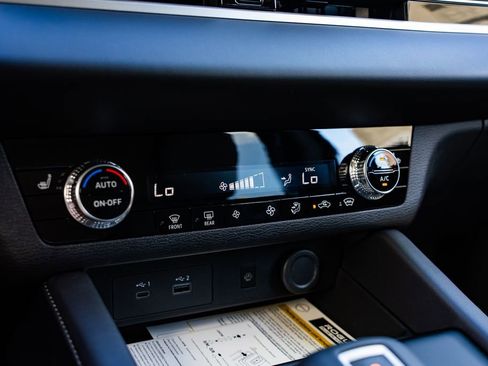 New 2026 Nissan Rogue SL AWD/4WD image 18