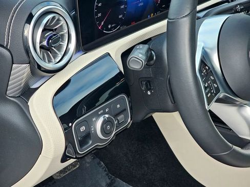 Certified 2025 Mercedes-Benz CLA 250 4MATIC image 18