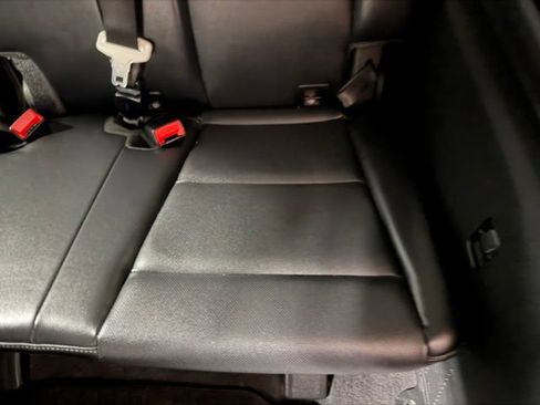 Used 2025 Kia Telluride S FWD image 22