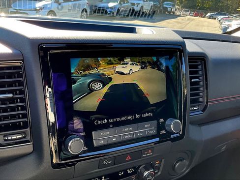 Used 2023 Nissan Frontier PRO-4X w/ Technology Package image 25