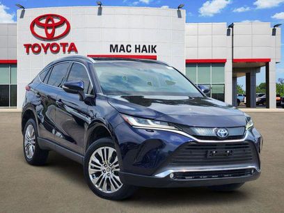 Certified 2023 Toyota Venza XLE