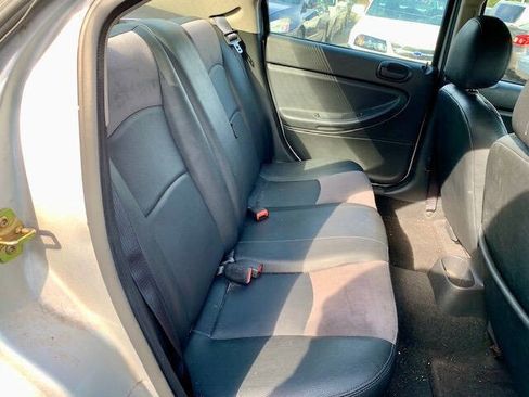 Used 2005 Dodge Stratus SXT w/ Leather Value Pkg image 22