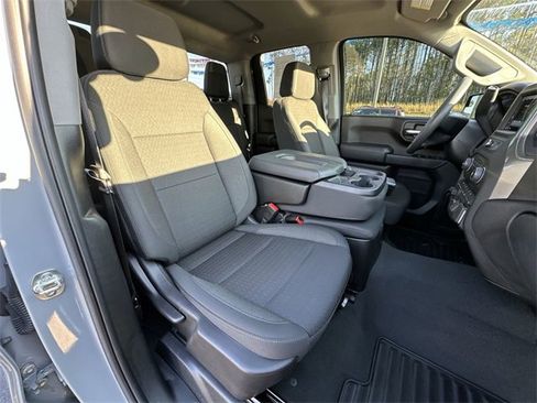 Certified 2025 Chevrolet Silverado 1500 Custom w/ Turbomax Blackout Package image 26