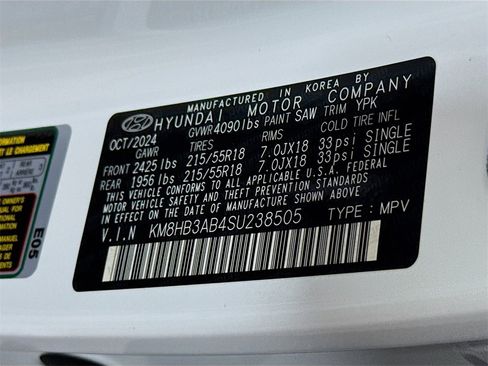 Certified 2025 Hyundai Kona SEL image 33