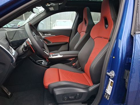 Used 2025 BMW X2 M35i w/ Premium Package image 11