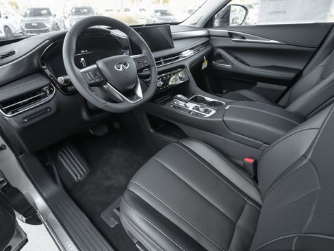 New 2026 INFINITI QX60 Luxe w/ Cargo Package image 5