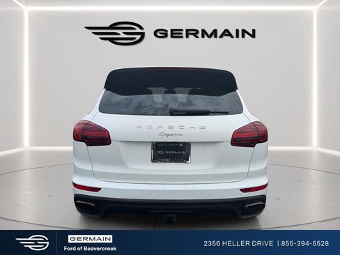 Used 2017 Porsche Cayenne Platinum Edition w/ Premium Package Plus (PJX) AWD/4WD image 6