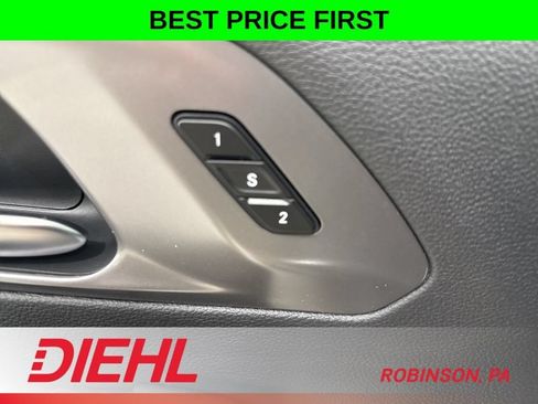 New 2026 Chrysler Pacifica Select FWD image 27