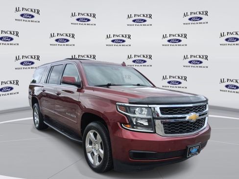 Used 2018 Chevrolet Suburban LS w/ All-Season Package AWD/4WD image 7