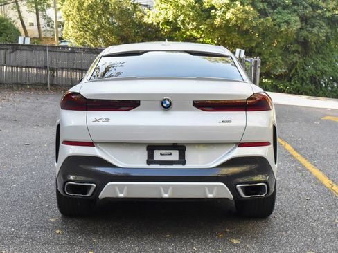Used 2020 BMW X6 xDrive40i w/ Executive Package image 8