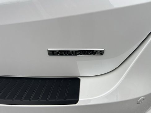 Certified 2025 Honda Odyssey Touring image 12