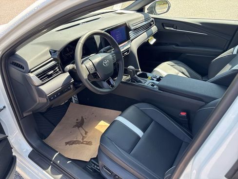 Used 2026 Toyota Camry SE FWD image 13