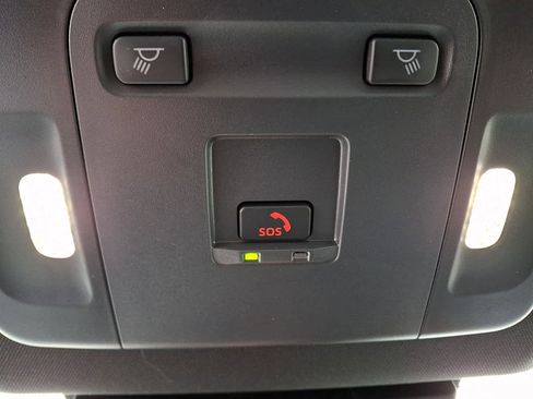 Certified 2025 Toyota Camry SE w/ Convenience Package image 24