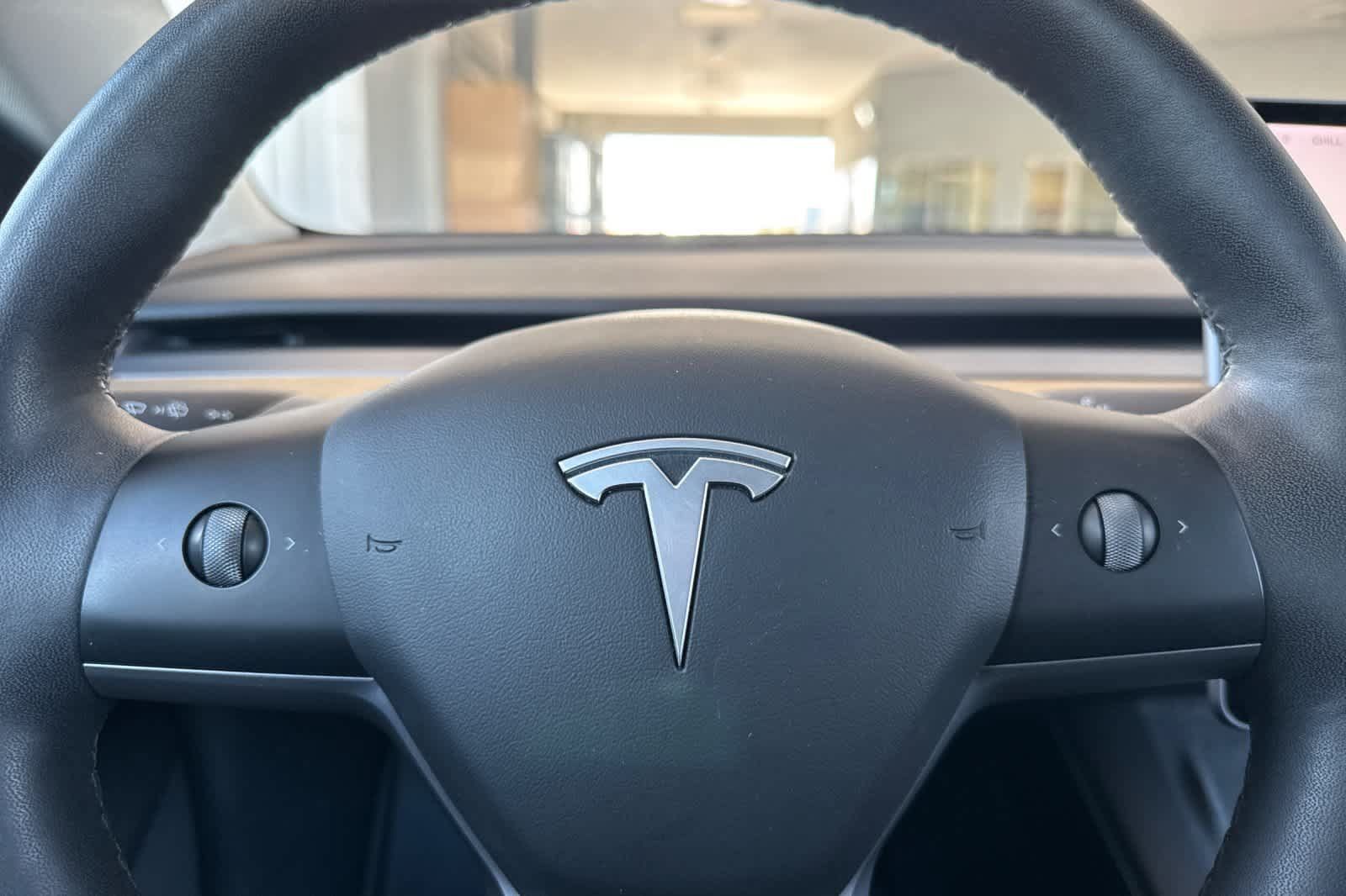 Used 2022 Tesla Model 3 Long Range AWD/4WD image 24