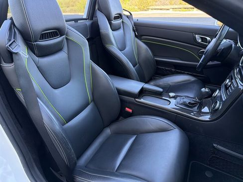 Used 2014 Mercedes-Benz SLK 250 image 20