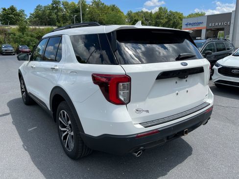 Certified 2022 Ford Explorer ST-Line w/ Class IV Trailer Tow Package AWD/4WD image 13