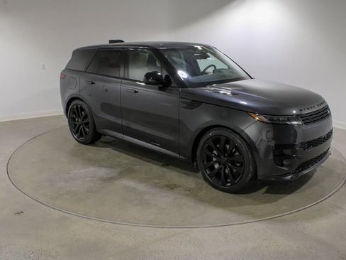 New 2026 Land Rover Range Rover Sport Dynamic SE image 7