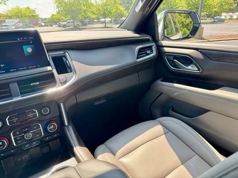 Used 2022 Chevrolet Tahoe LT RWD image 25