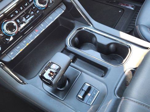 Used 2025 GMC Sierra 1500 AT4 w/ AT4 Premium Package image 16