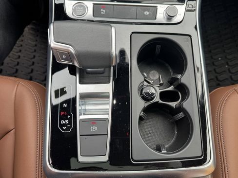 Certified 2025 Audi Q7 2.0T Premium image 19